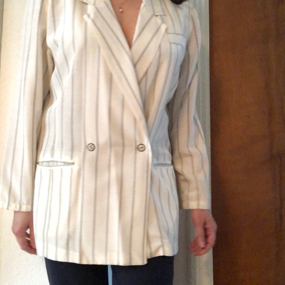 White and Blue Blazer - Picture 6 of 6